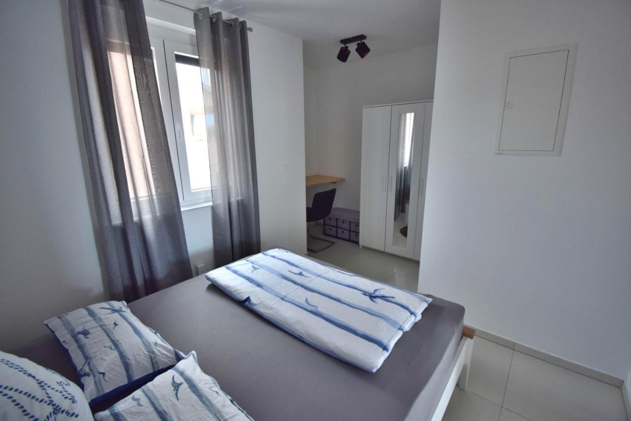 Relax-Krk Apartment คิร์ก ภายนอก รูปภาพ