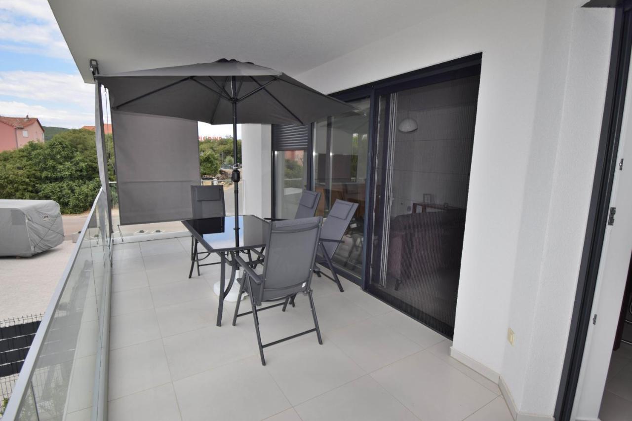 Relax-Krk Apartment คิร์ก ภายนอก รูปภาพ